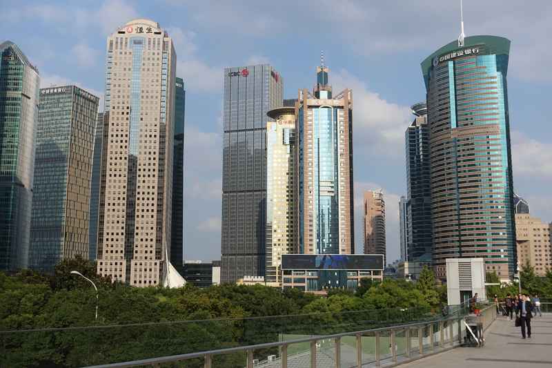  金融活水滴灌田野：2026年乡村振兴政策下的产业机遇与技术路径 股票财经