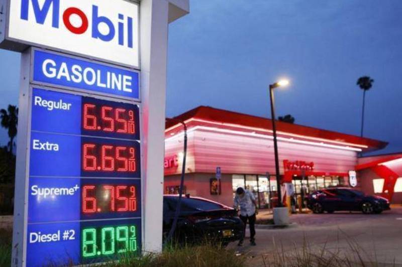  【深度剖析】从美债39万亿到衰退预警：特朗普关税政策的经济学死循环 股票财经