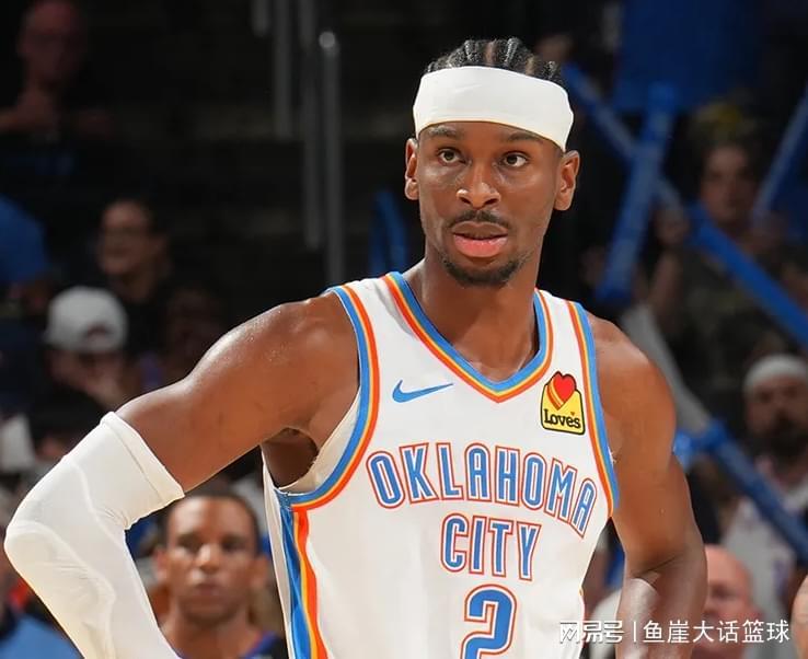 独木难支的坚守:伦纳德用56场20+诠释NBA的孤独美学 体育新闻